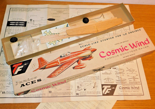 Cosmic wind gas - gas, balsa